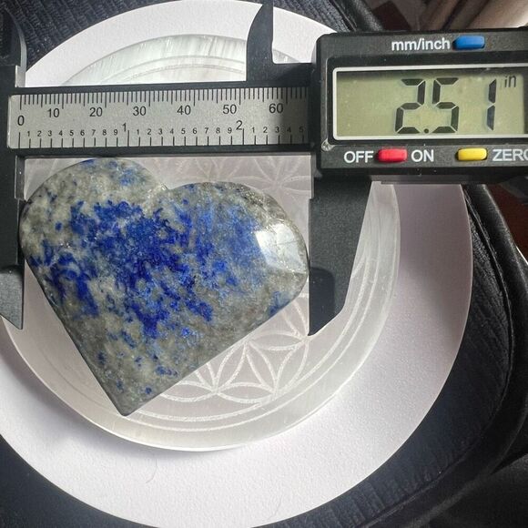 Lapis‎ Lazuli Crystal Heart Carving - Picture 11 of 14